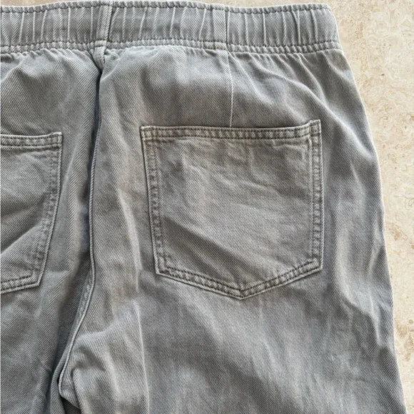 GAP Pull-On Barrel Pants - Picture 3 of 7